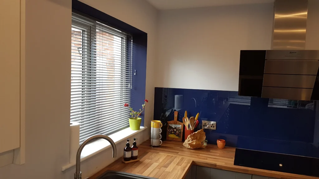 Perfectblindsuk.co.uk - Wooden Venetian Blinds